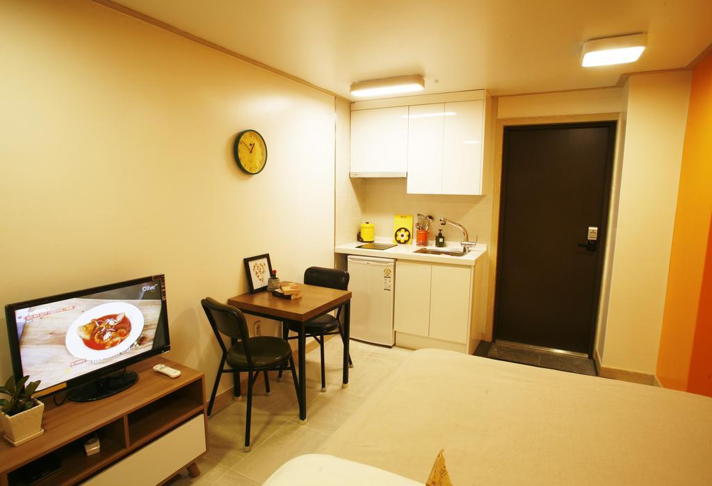 Travelers Planet Studio Type Hostel Seoul Room photo