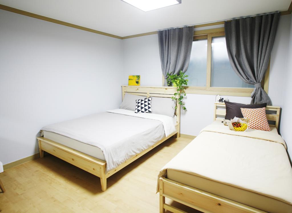 Travelers Planet Studio Type Hostel Seoul Room photo